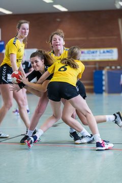 Bild 234 - B-Juniorinnen Bramstedter TS - TSV Altenholz : Ergebnis: 17:16